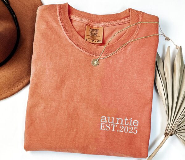 Embroidered Comfort Colors Auntie T-Shirt - Image 4