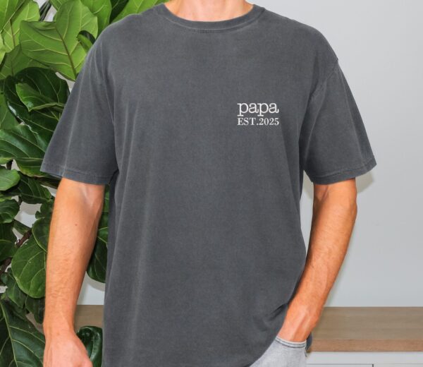 Pepper Comfort Colors Minimalist Papa Shirt worn by man, white “papa EST. 2025” embroidery, relaxed fit.